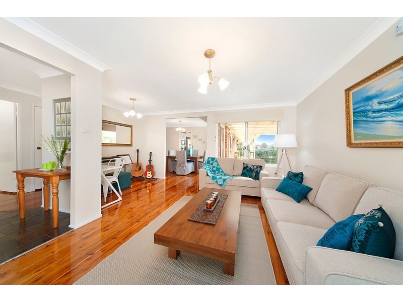 8 Tanbark Place, Dural NSW 2158