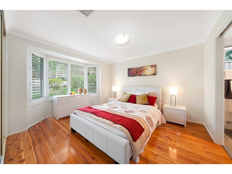 8 Tanbark Place, Dural NSW 2158