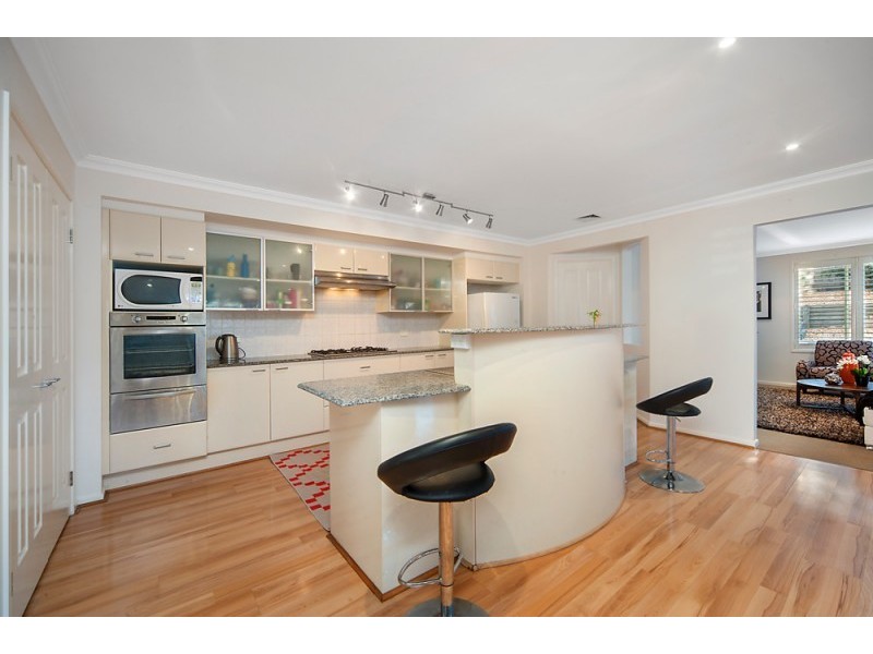 1 Grovewood Place, Castle Hill NSW 2154