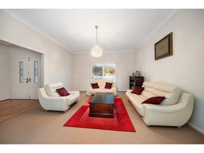 1 Grovewood Place, Castle Hill NSW 2154