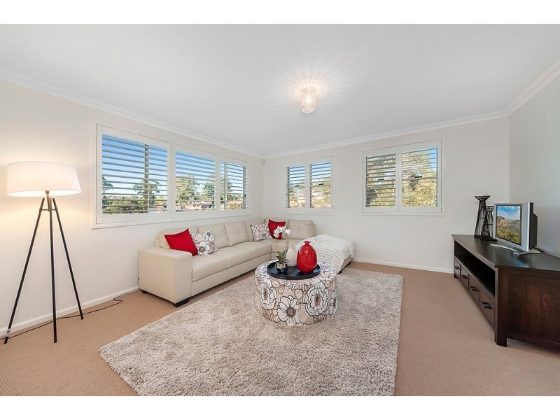 1 Grovewood Place, Castle Hill NSW 2154