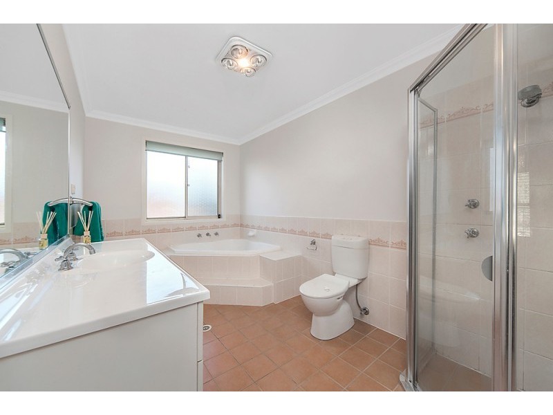 1 Grovewood Place, Castle Hill NSW 2154