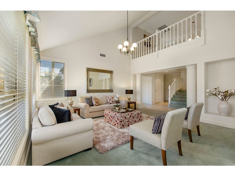 8 Cubby Close, Castle Hill NSW 2154