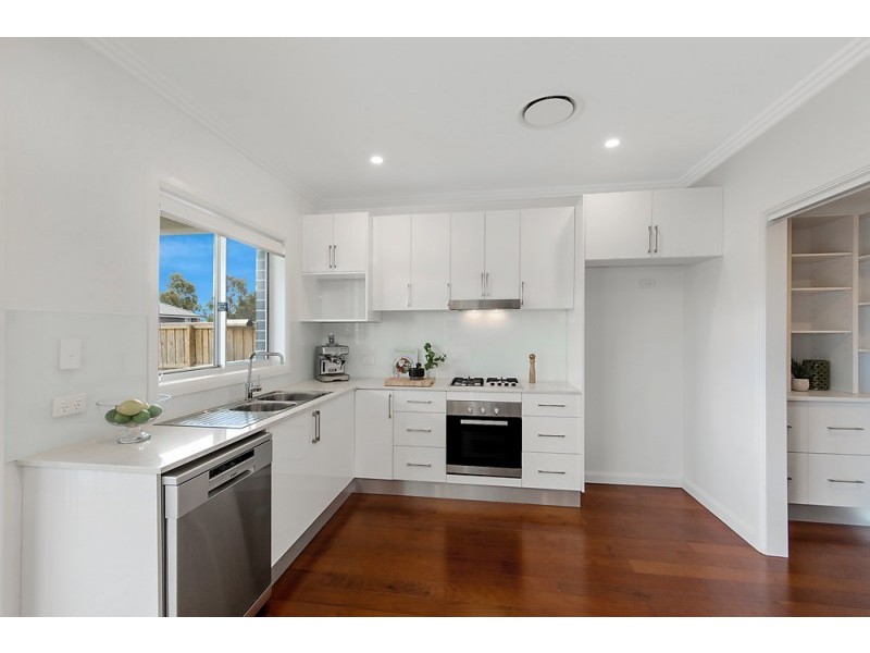 60 Bridgewood Drive, Beaumont Hills NSW 2155