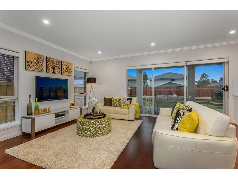 60 Bridgewood Drive, Beaumont Hills NSW 2155