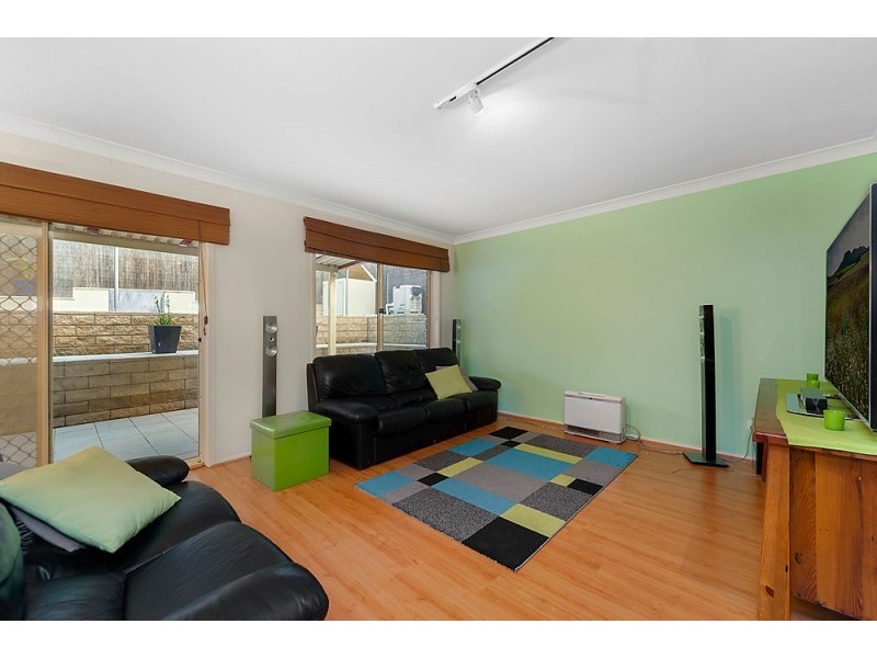 15 Whiteman Avenue, Bella Vista NSW 2153