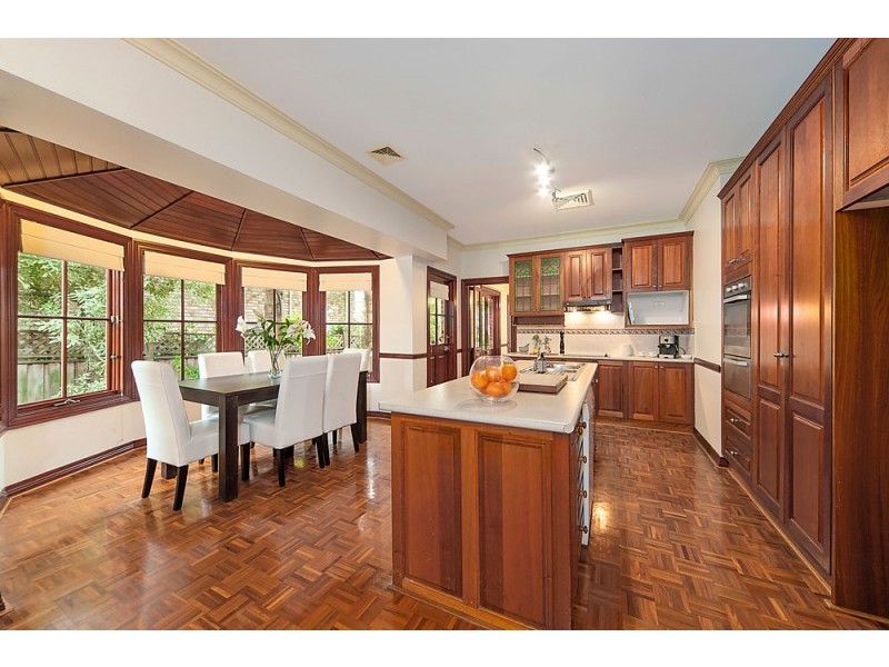 11 Erlestoke Place, Castle Hill NSW 2154