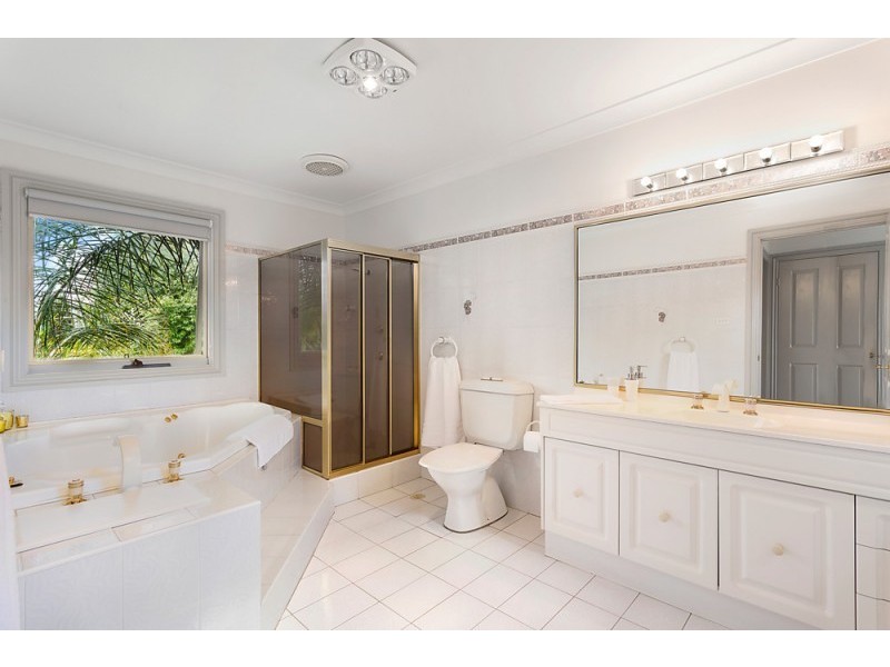 14 Stirling Court, Castle Hill NSW 2154