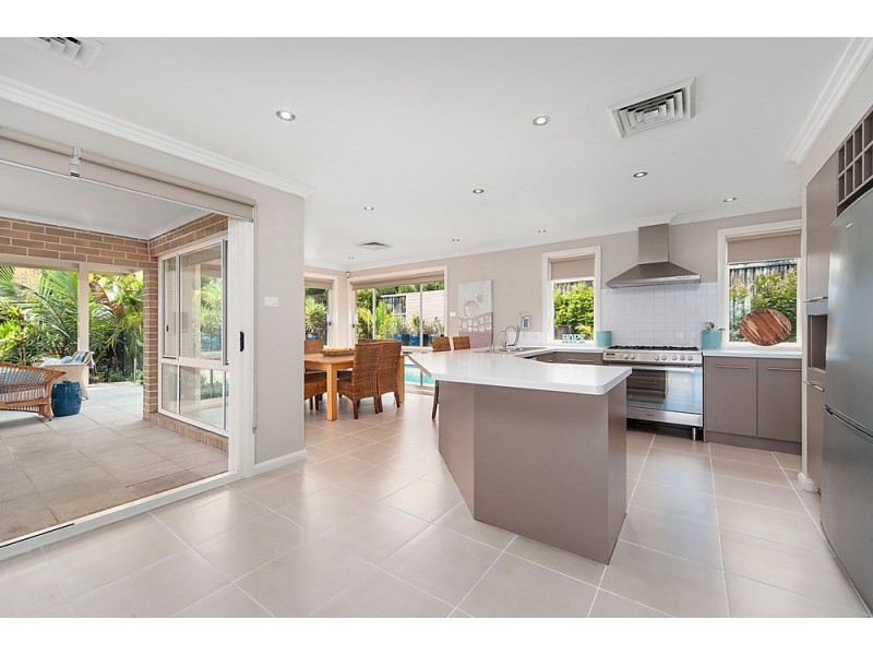 4 Verincourt Way, Castle Hill NSW 2154