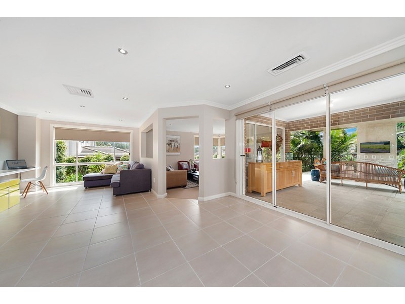 4 Verincourt Way, Castle Hill NSW 2154