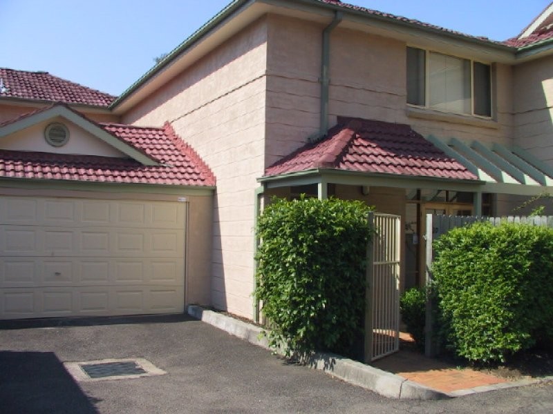 20/2 Rifle Range Road, Northmead NSW 2152