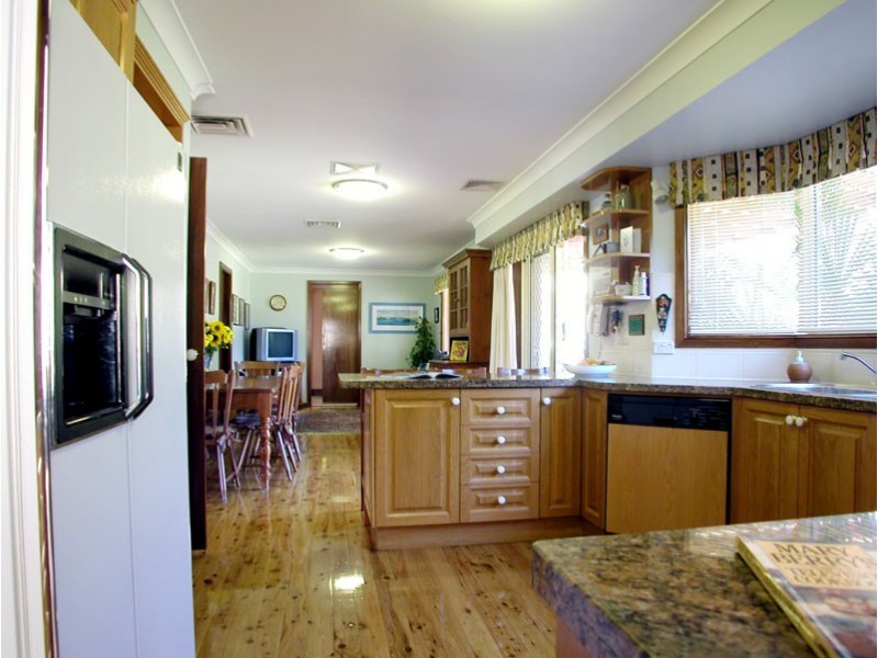 8 Willowleaf Place, West Pennant Hills NSW 2125