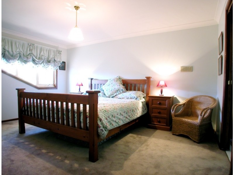 8 Willowleaf Place, West Pennant Hills NSW 2125