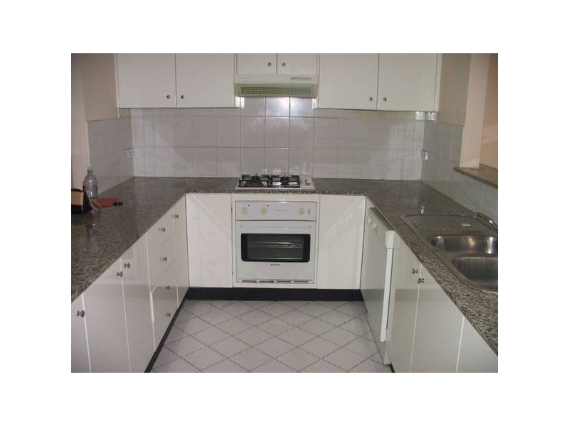 20/2 Rifle Range Road, Northmead NSW 2152