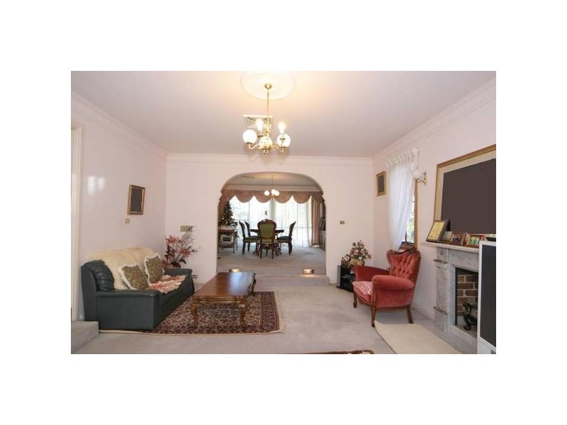 17 Coonara Avenue, West Pennant Hills NSW 2125