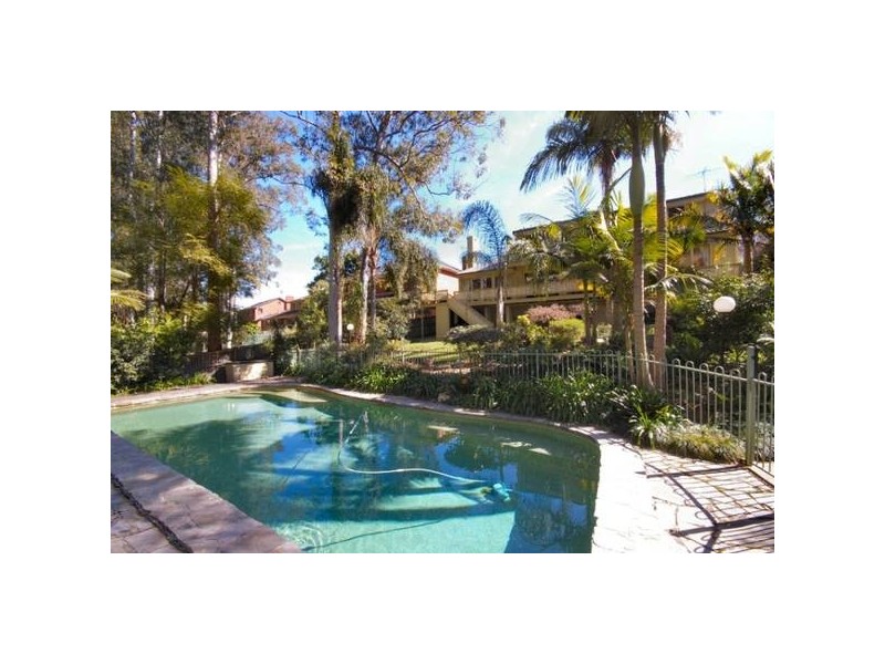 42 Alana Drive, West Pennant Hills NSW 2125