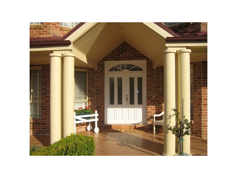 1 Lynton Green, West Pennant Hills NSW 2125