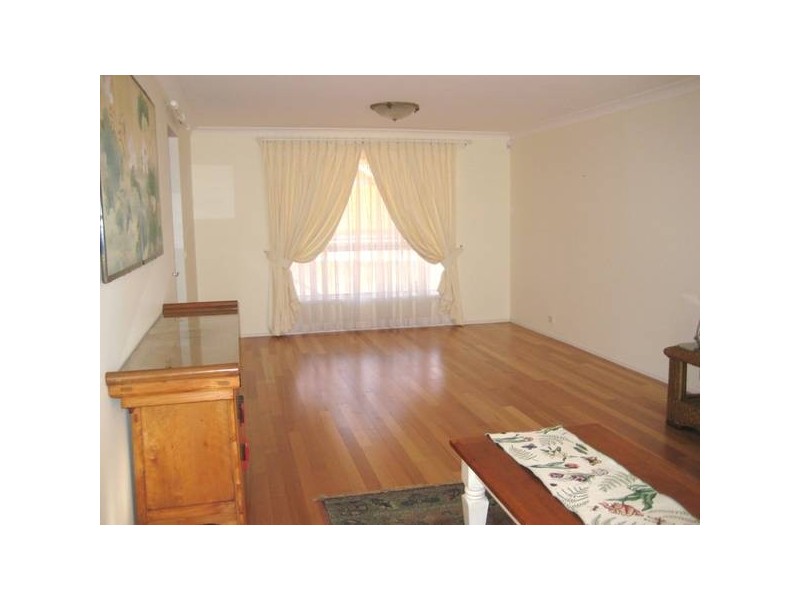 1 Lynton Green, West Pennant Hills NSW 2125