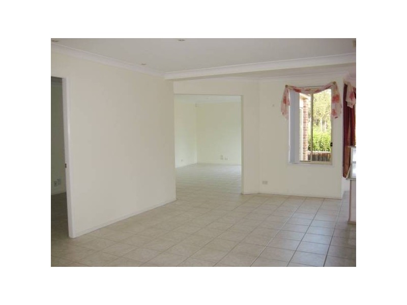 1 Lynton Green, West Pennant Hills NSW 2125