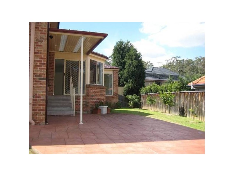 1 Lynton Green, West Pennant Hills NSW 2125