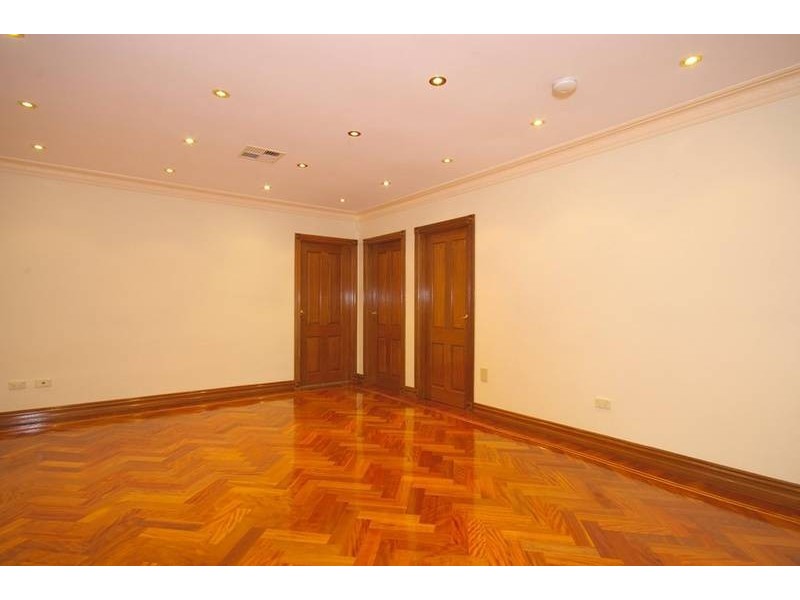 Castle Hill NSW 2154