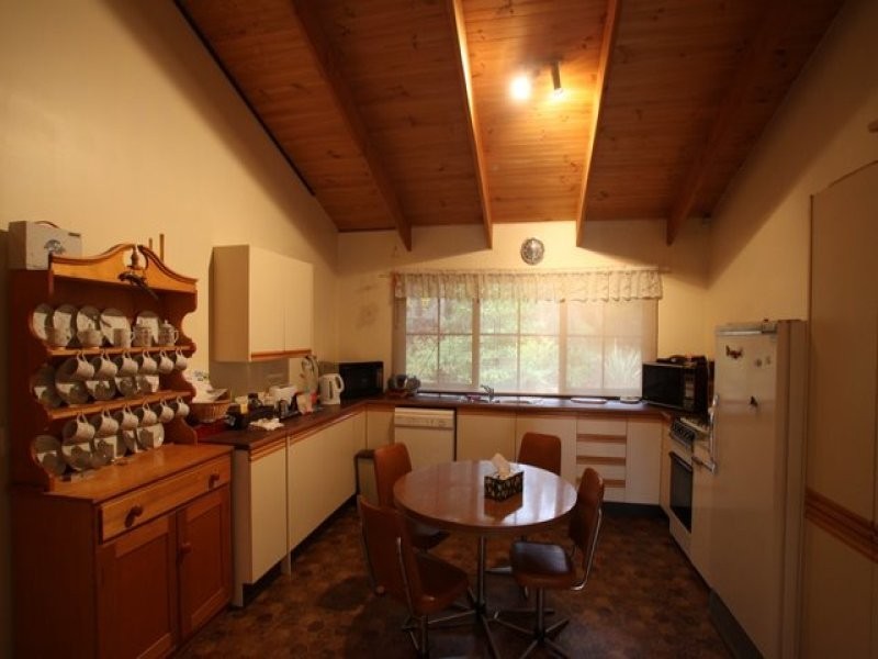 1 CHRISTENSEN ST, Sawmill Settlement VIC 3723