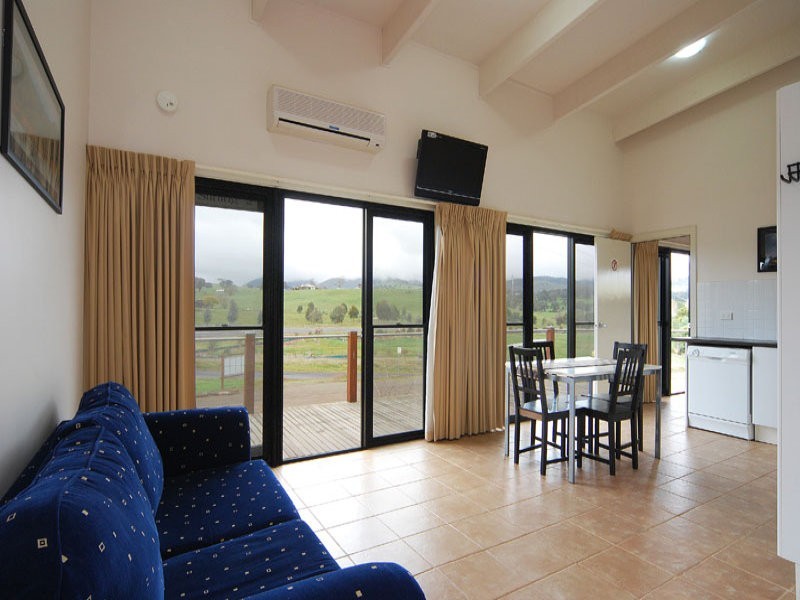 1/4 Omega St, Merrijig VIC 3723