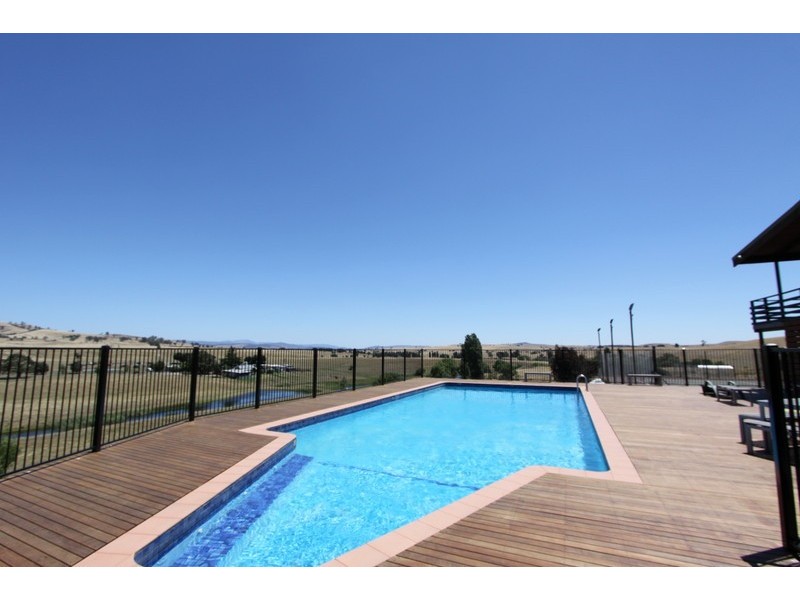 1/4 Omega St, Merrijig VIC 3723