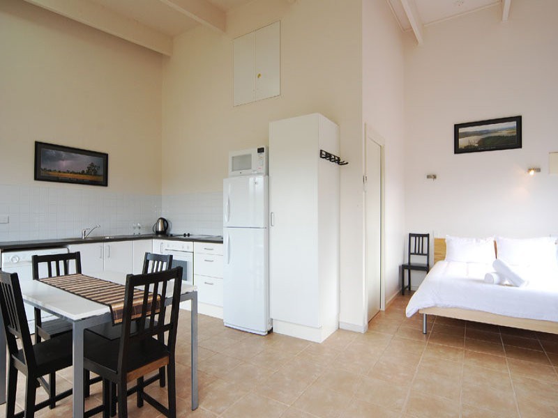 1/4 Omega St, Merrijig VIC 3723