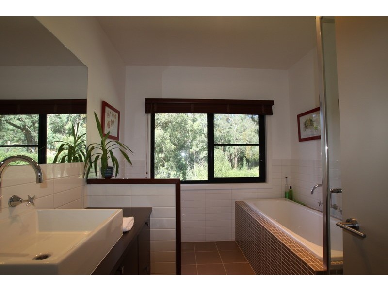 9 Telemark Crt, Merrijig VIC 3723