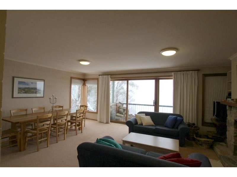 2/18 The Avenue, Mount Buller VIC 3723