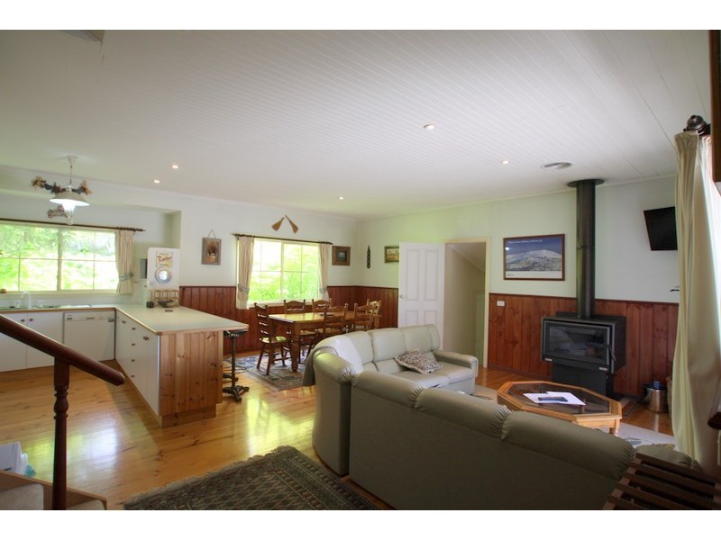 55 Alpine Ridge Drv, Merrijig VIC 3723