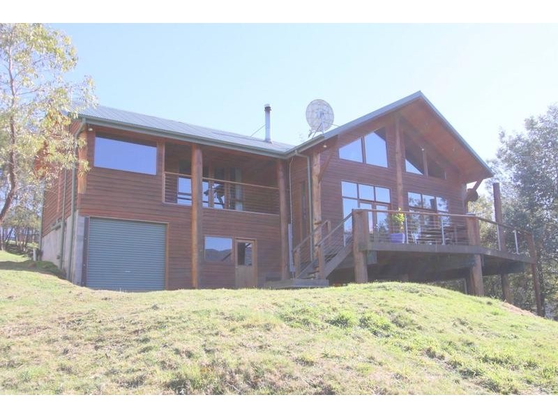 7 Summit View Crt, Merrijig VIC 3723