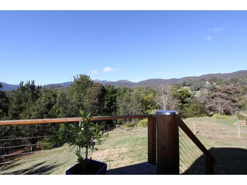 7 Summit View Crt, Merrijig VIC 3723
