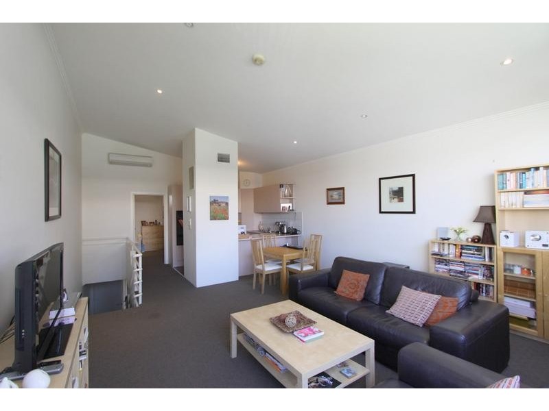 39/15 Beach st, Port Melbourne VIC 3207