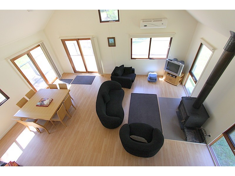 8 Settlement Crt, Sawmill Settlement VIC 3723