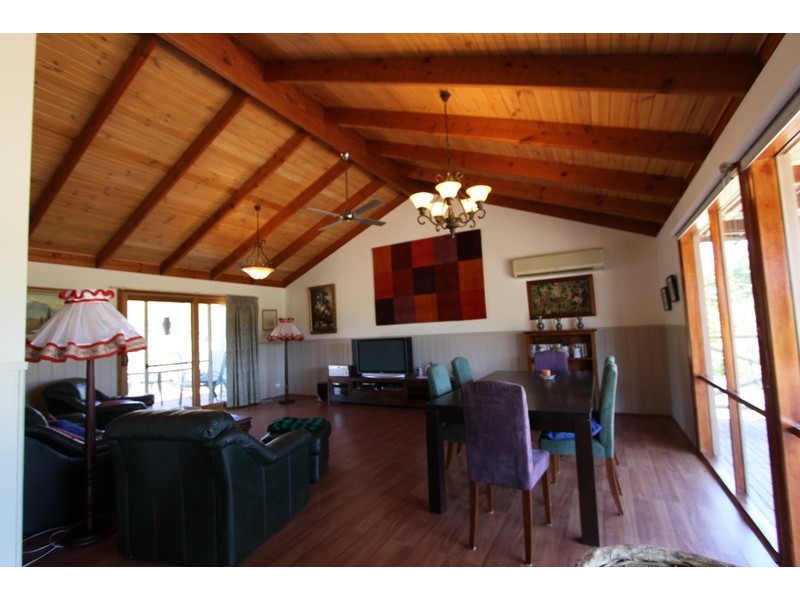 53 Alpine Ridge Drive, Merrijig VIC 3723