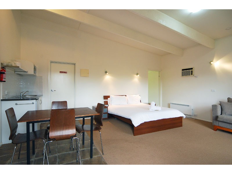 1/4 Omega St, Merrijig VIC 3723