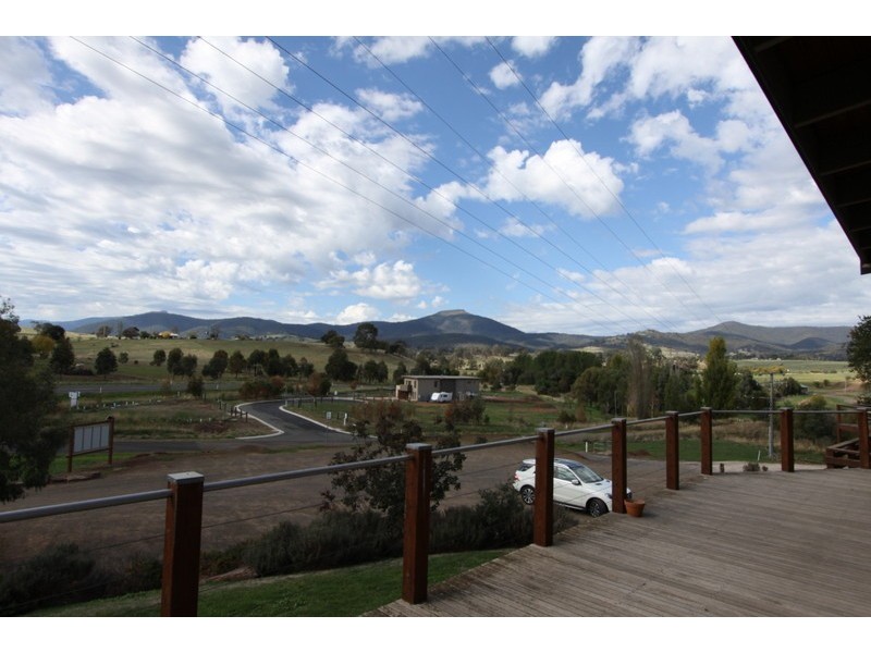 1/4 Omega St, Merrijig VIC 3723