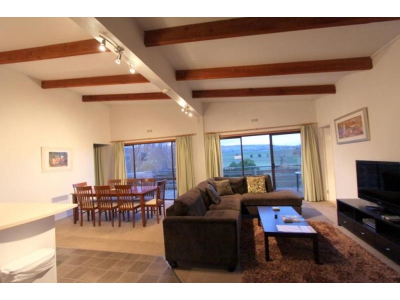 7/4 Omega St, Merrijig VIC 3723