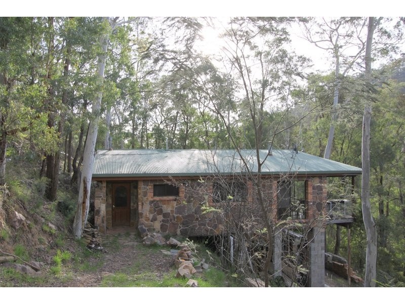 28 Christensen St, Sawmill Settlement VIC 3723
