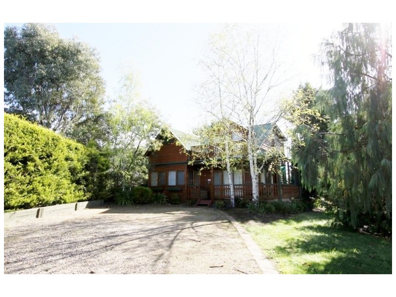 6 Telemark Court, Merrijig VIC 3723