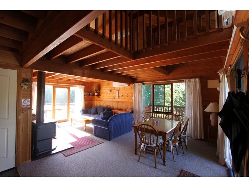 6 Telemark Court, Merrijig VIC 3723