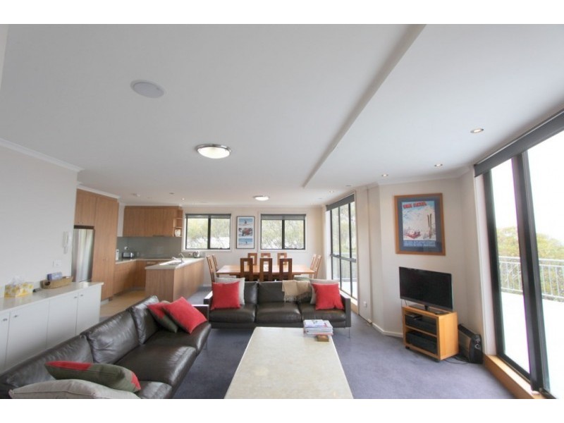 302/83 Stirling Rd, Mount Buller VIC 3723
