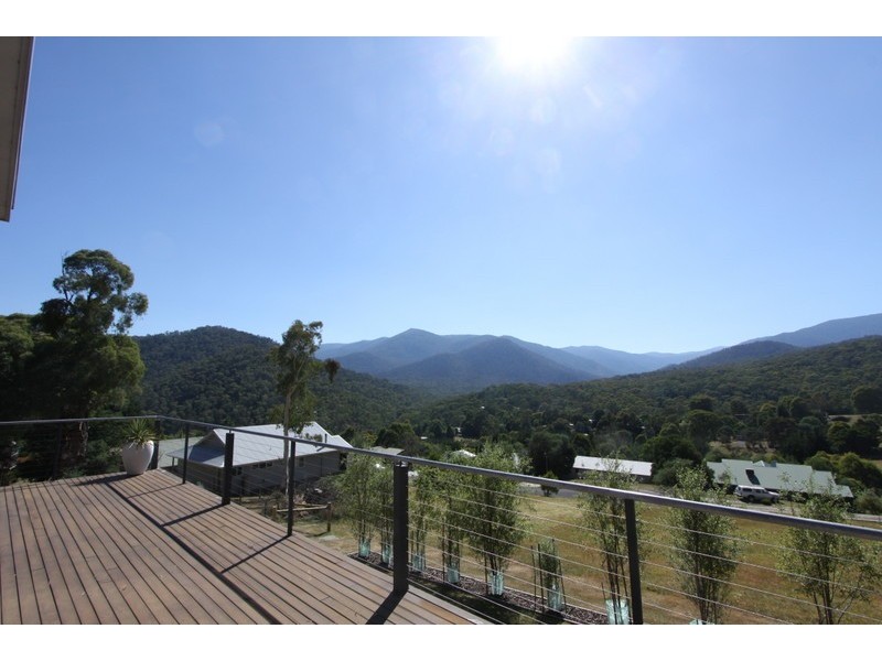 39 Alpine Ridge Drv, Merrijig VIC 3723