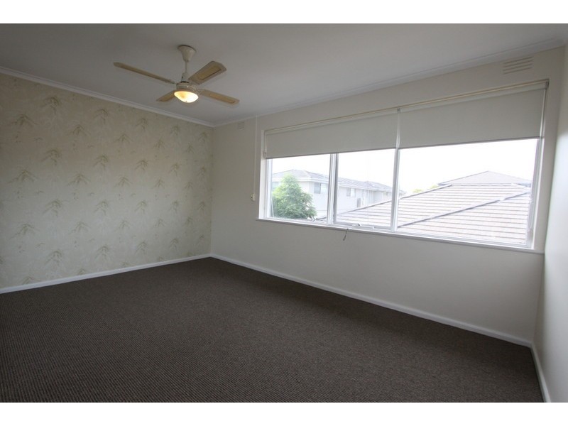 8/5 Brentwood St, Bentleigh VIC 3204