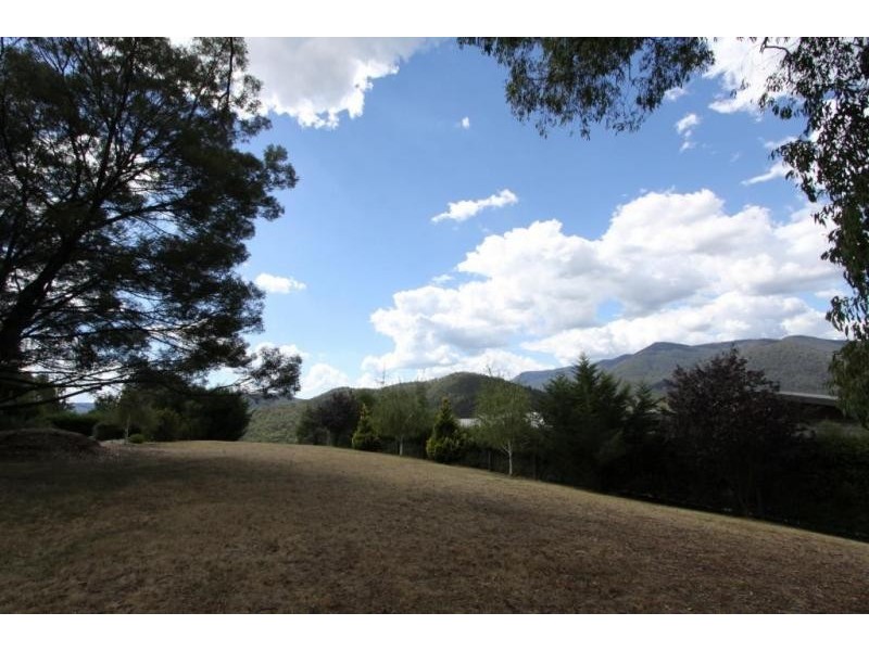 11 Telemark Court, Merrijig VIC 3723