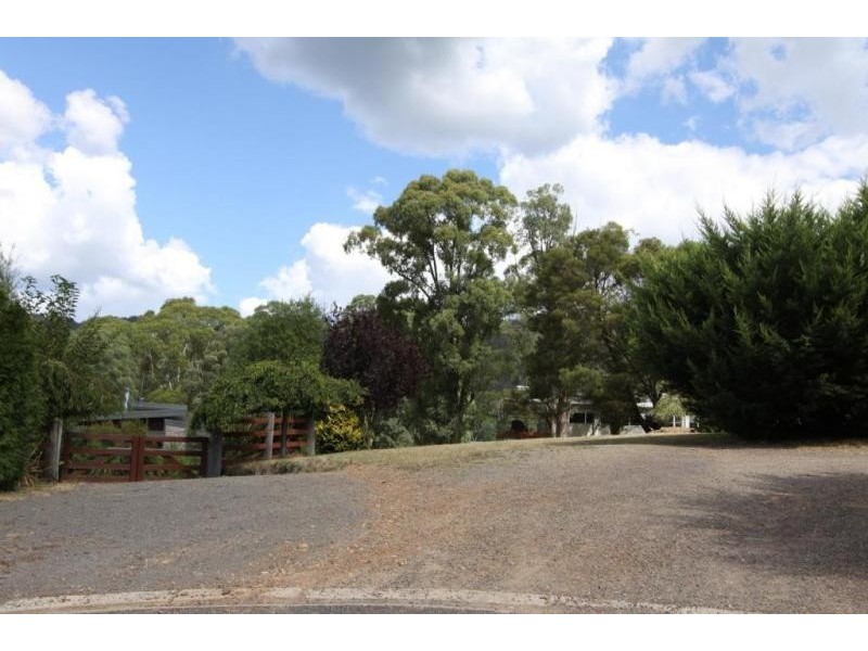 11 Telemark Court, Merrijig VIC 3723