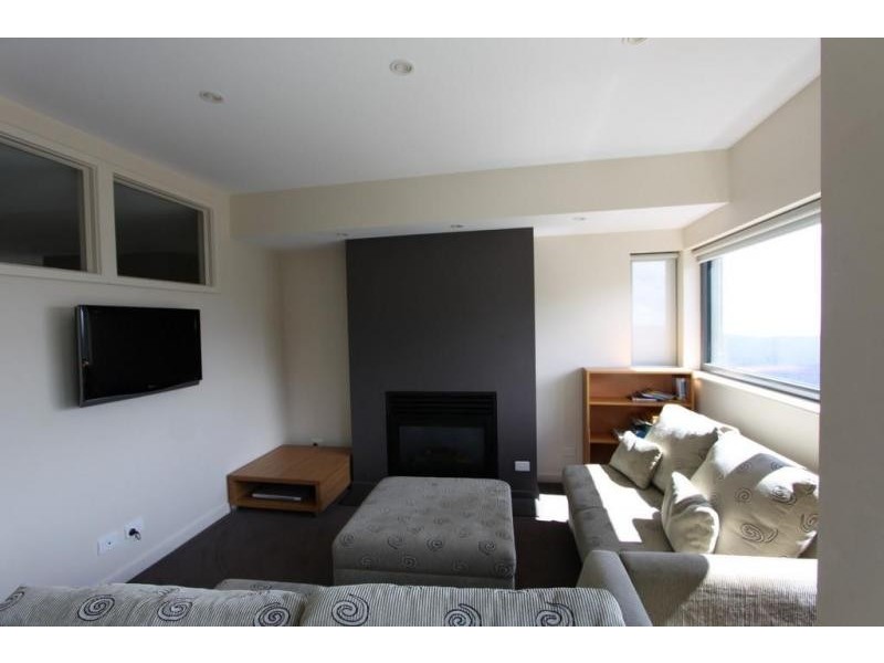 301/107 Summit Rd, Mount Buller VIC 3723