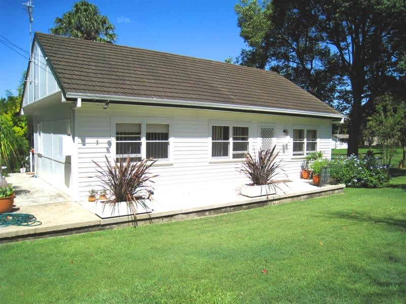 222 Powderworks Rd, Ingleside NSW 2101